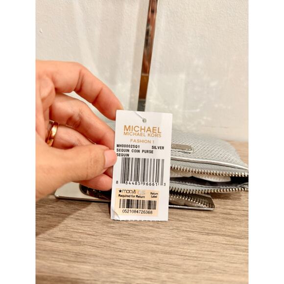 NWT Michael Kors Embellished Sequin Zipper Coin Purse Metallic Silver - Picture 11 of 11